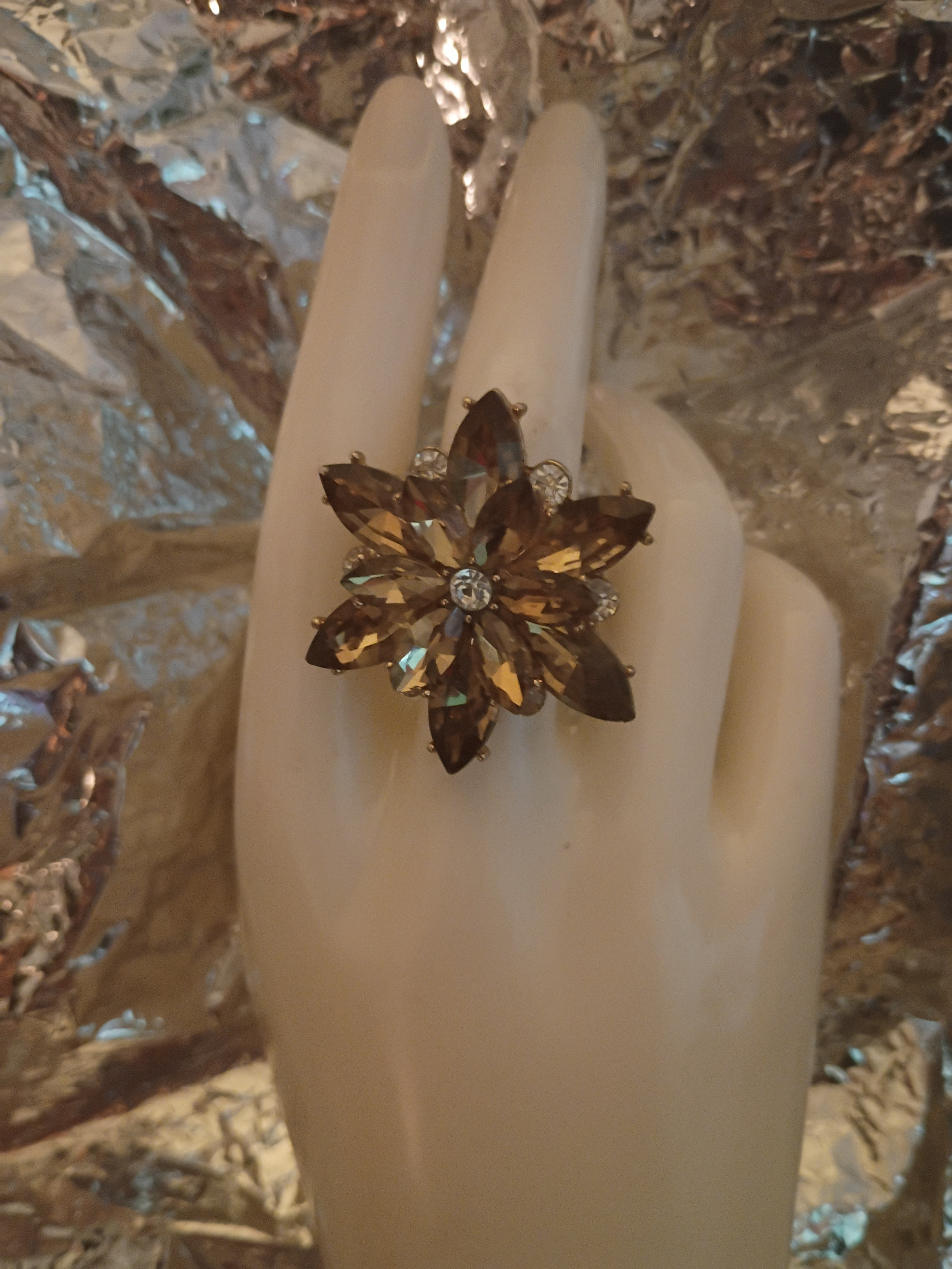 Cocktail ring