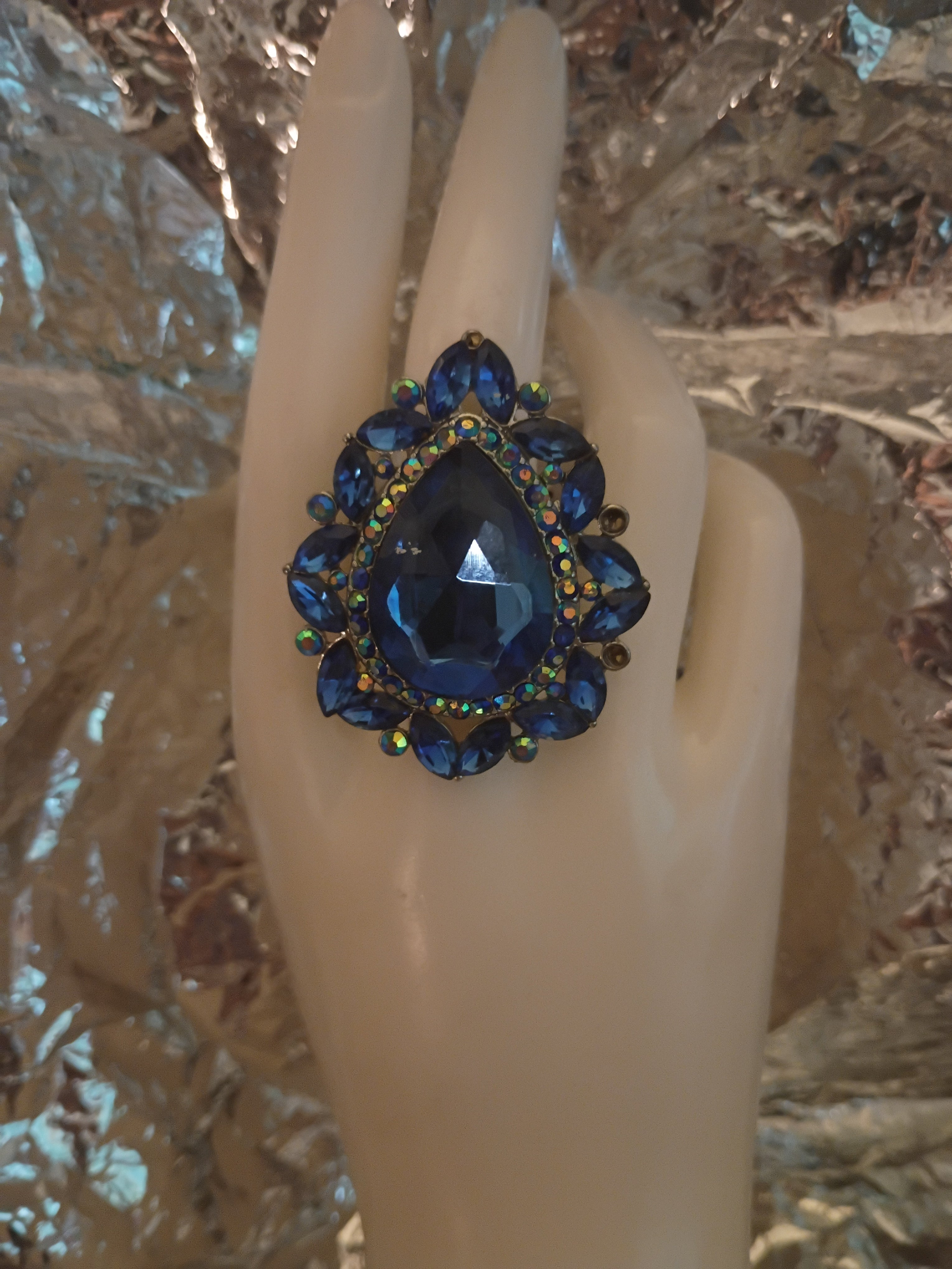 Cocktail ring