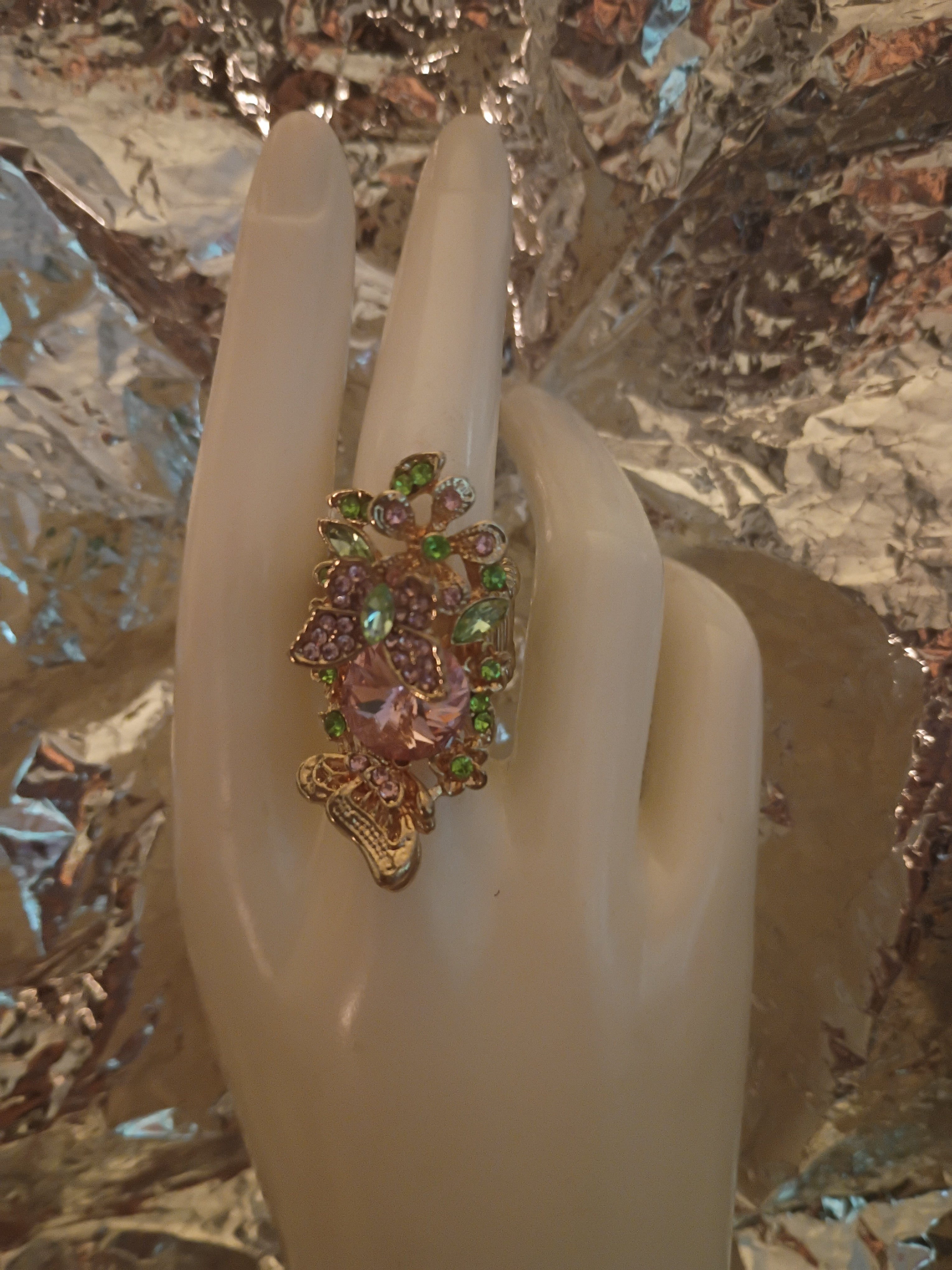 Cocktail ring
